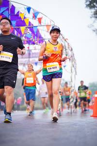 BIB: 11870, 15172
                            <button type="button" onclick="openModal(9936729)" class="btn btn-primary btn-sm float-right btn-popup" data-toggle="modal" data-target=".modal-high-quality">
                        <i class="fas fa-shopping-cart"></i> Add to Cart
                    </button>
                                            <button type="button" onclick="isThisMe(9936729, true)" class="btn btn-success btn-sm float-right btn-popup btn-isme hidden" data-toggle="tooltip" data-placement="bottom" title="นี่คือรูปของคุณใช่ไหม คลิกที่นี่เพื่อเอาเข้าอัลบั้ม">
                        <i class="fas fa-plus"></i> Add to album
                    </button>
                    <button type="button" onclick="isThisMe(9936729, false)" class="btn btn-warning btn-sm float-right btn-popup btn-isnotme hidden">
                        <i class="fas fa-ban"></i> Remove from album
                    </button>